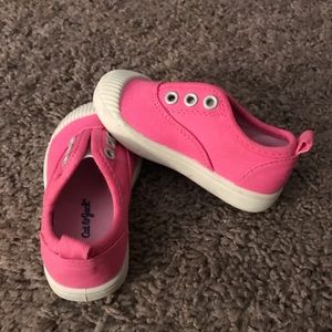 Size 4 Cat & Jack baby sneaker